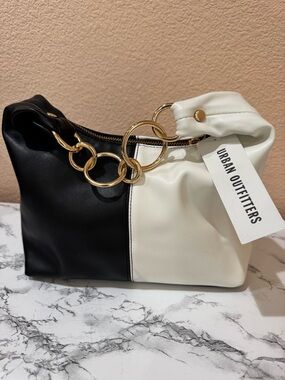 Urban Outfitters Black & White Colorblock Shoulder Bag – Gold Chain Detail – NWT
